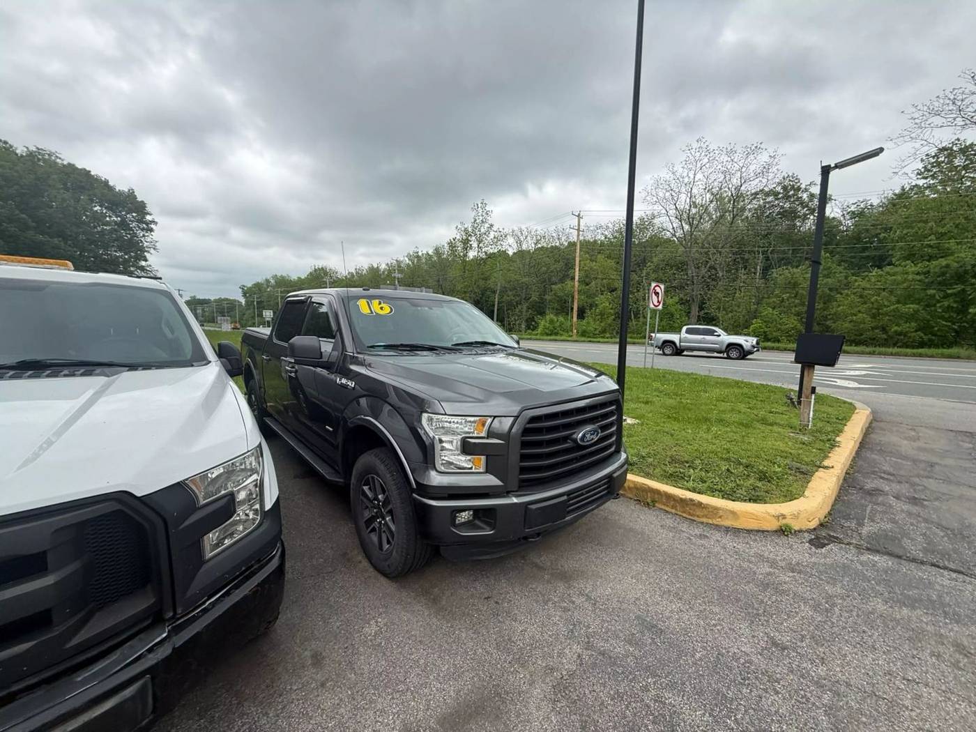 2016 Ford F-150 XLT — Pickup Truck — 185,449 mi — New Windsor, NY