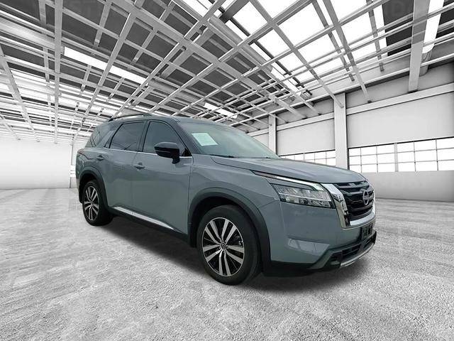 2024 Nissan Pathfinder Platinum — SUV — 27,283 mi — Chicago, IL