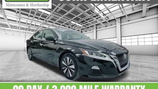 2022 Nissan Altima SV — Sedan — 57,291 mi — Chicago, IL