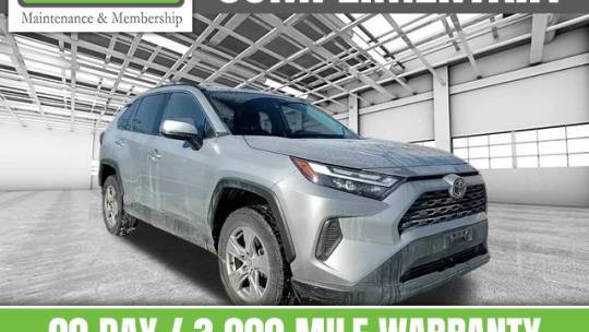 2022 Toyota RAV4 XLE — SUV — 61,187 mi — Chicago, IL