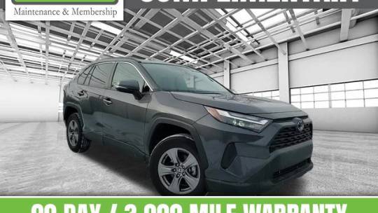 2022 Toyota RAV4 XLE — SUV — 62,717 mi — Chicago, IL