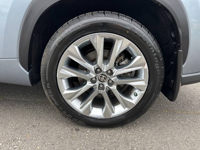 Thumbnail 4