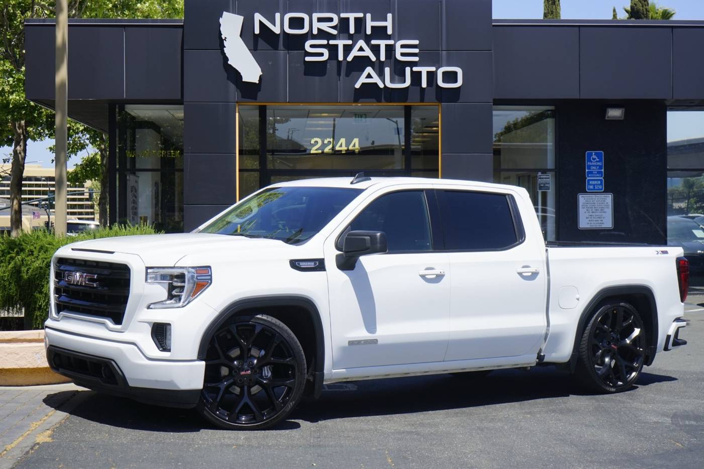2022 GMC Sierra 1500 Limited Elevation — Pickup Truck — 23,876 mi — Walnut Creek, CA
