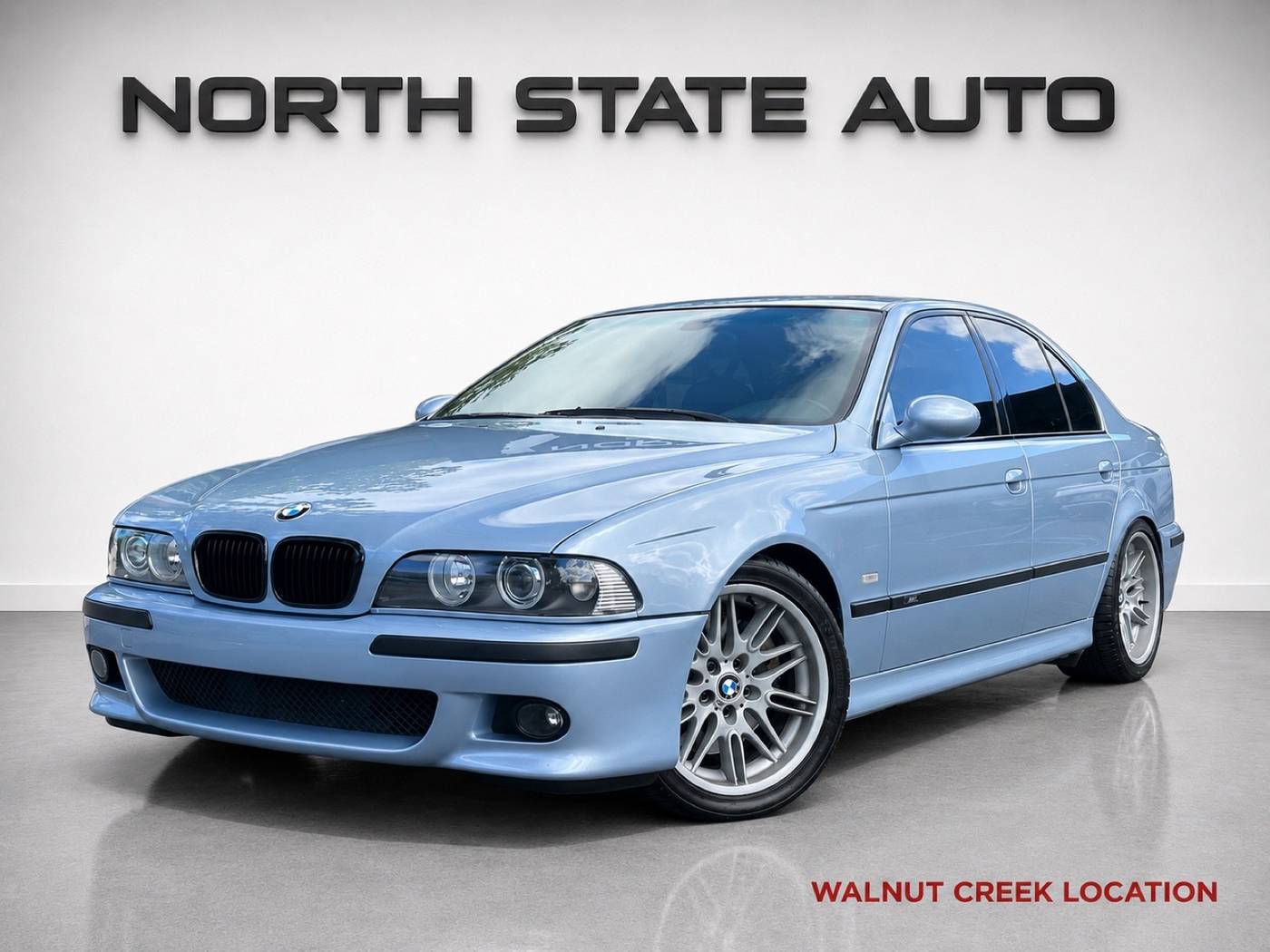 2001 BMW M5 Standard