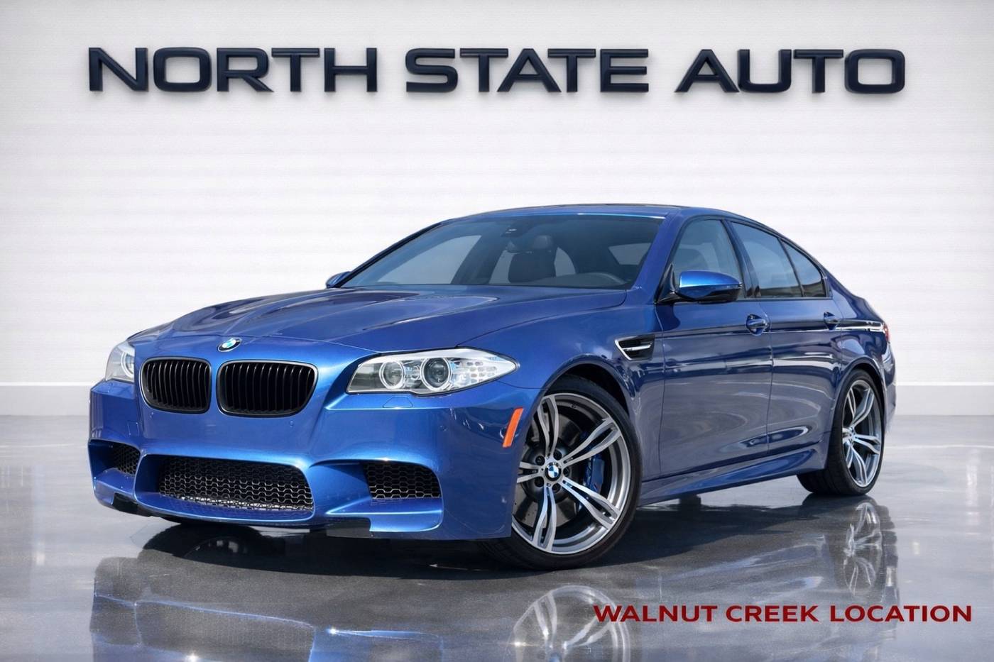 2013 BMW M5 Standard