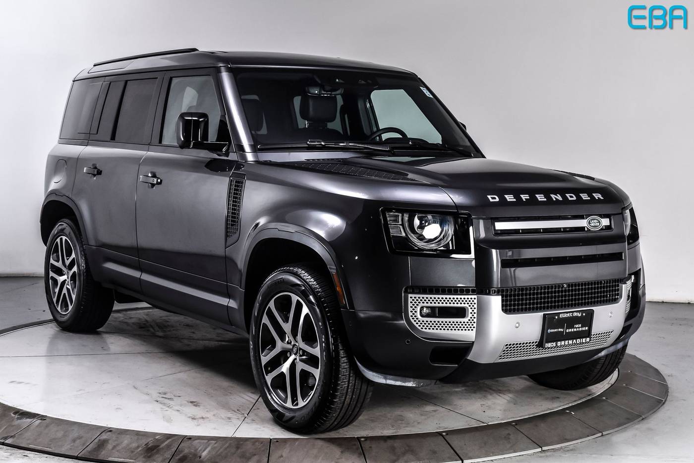 2025 Land Rover Defender S — SUV — 5,520 mi — Seattle, WA