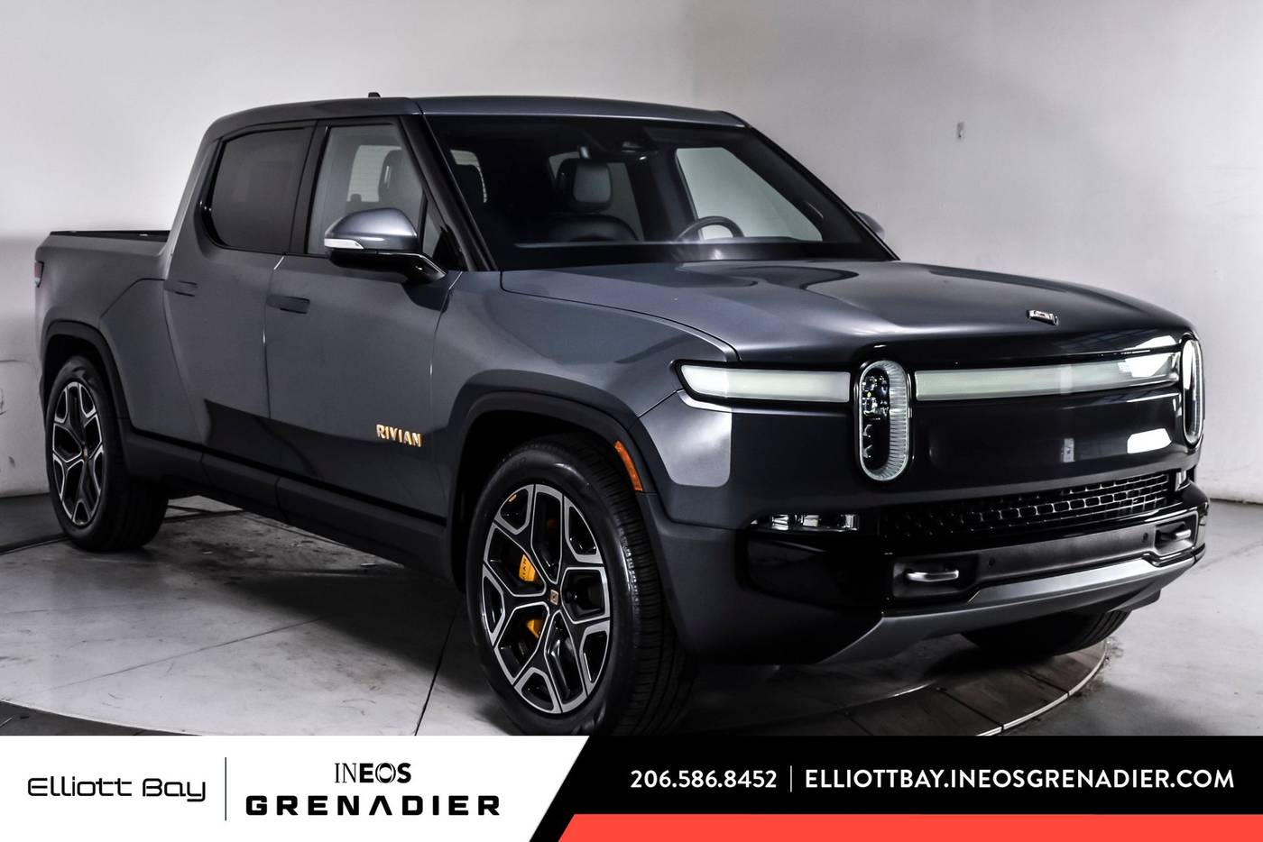 2024 Rivian R1T Adventure
