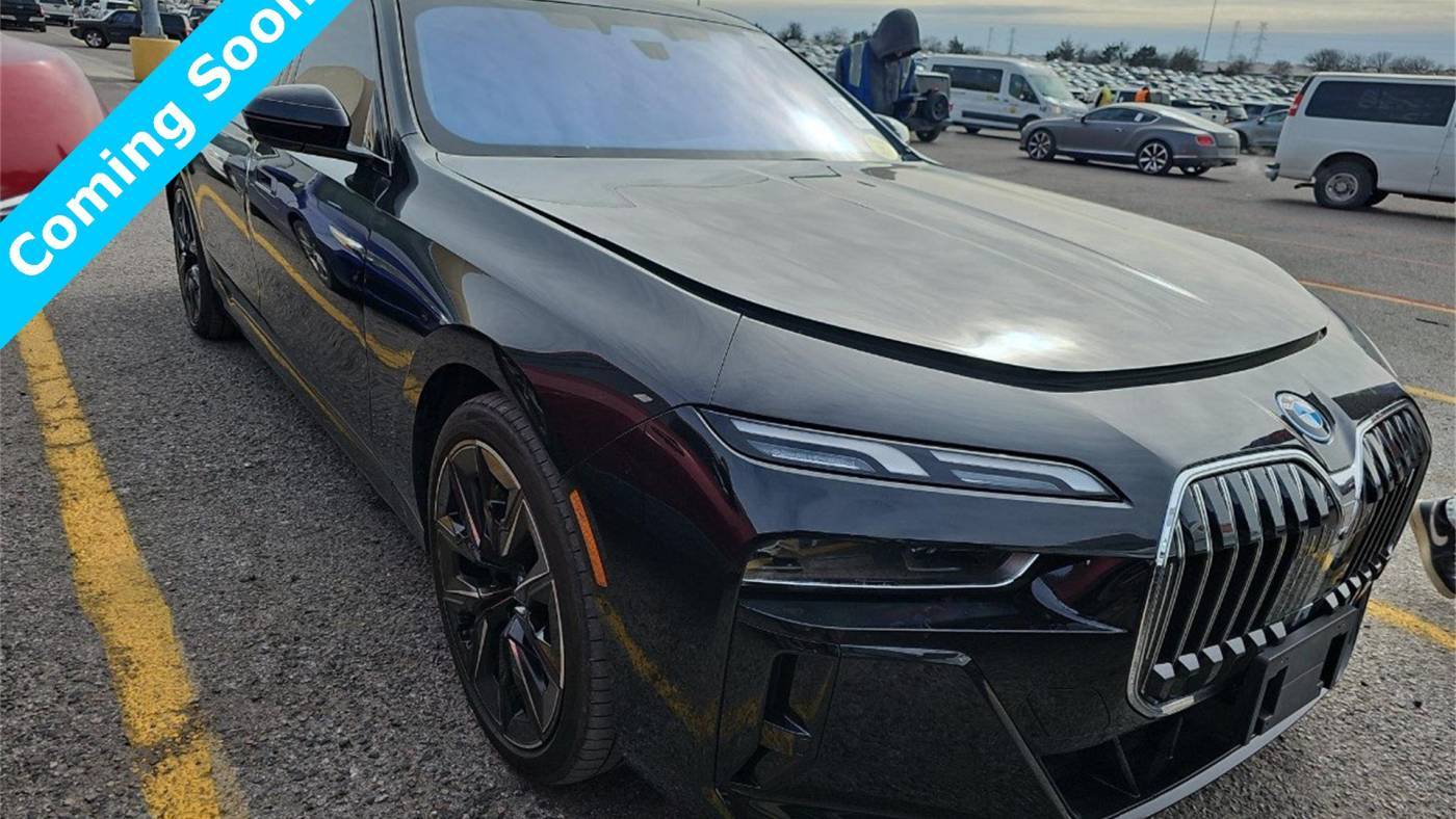 2024 BMW i7 xDrive60 — Sedan — 5,634 mi — Seattle, WA