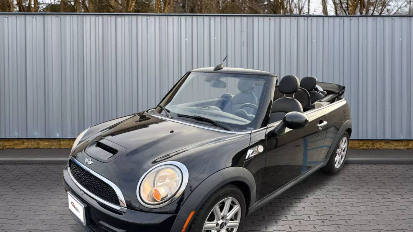 2015 MINI Convertible Cooper S — Convertible — 109,096 mi — North Hollywood, CA