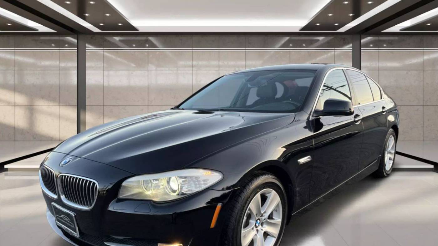 2013 BMW 5 Series 528i — Sedan — 92,491 mi — North Hollywood, CA