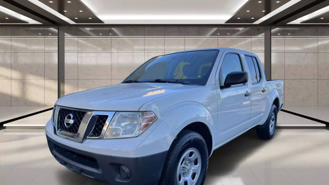2017 Nissan Frontier SV V6 — Pickup Truck — 102,772 mi — North Hollywood, CA