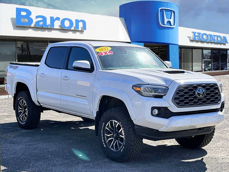 2022 Toyota Tacoma TRD Sport — Pickup Truck — 37,319 mi — Patchogue, NY