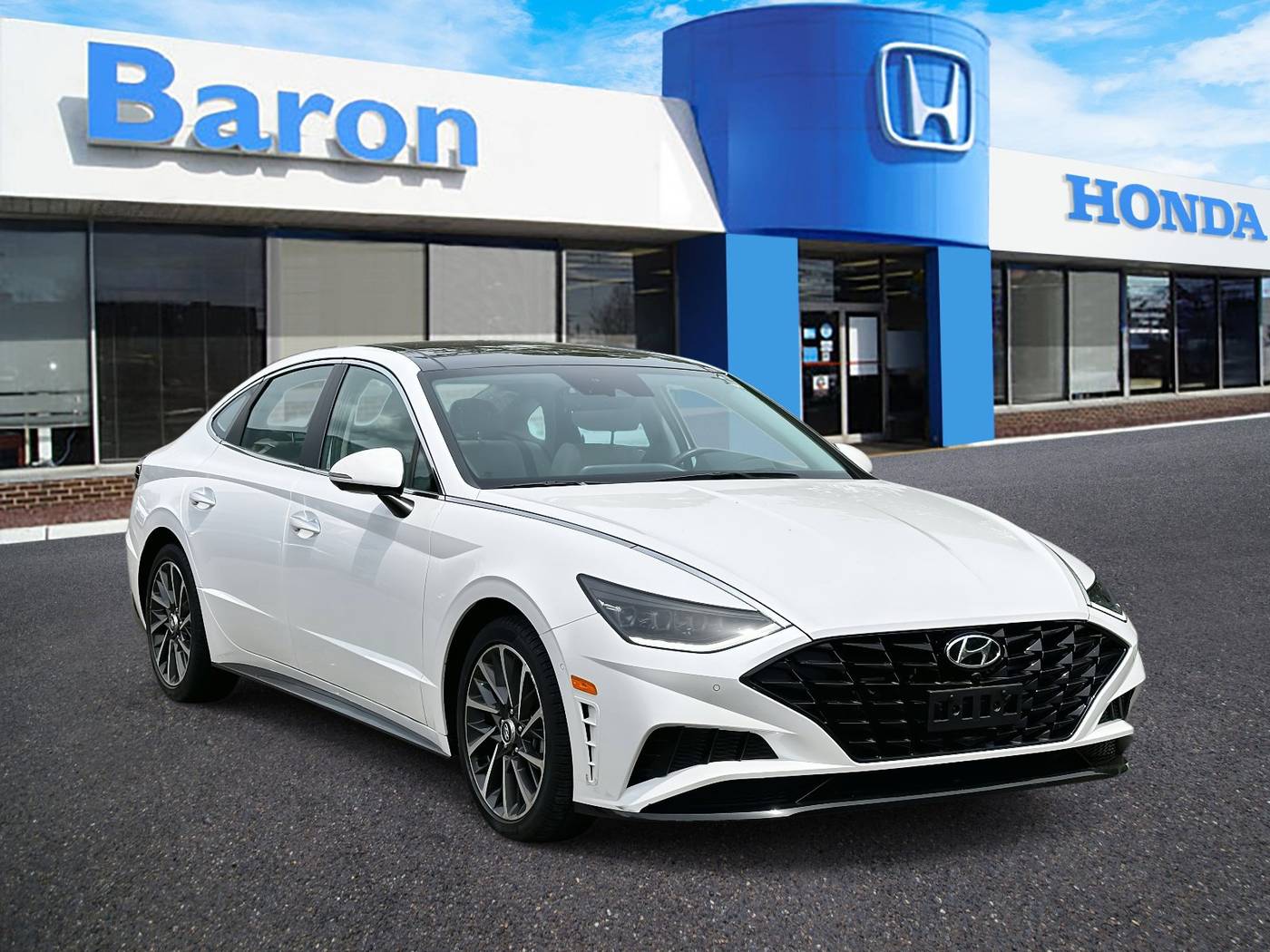 2022 Hyundai Sonata Limited — Sedan — 14,574 mi — Patchogue, NY