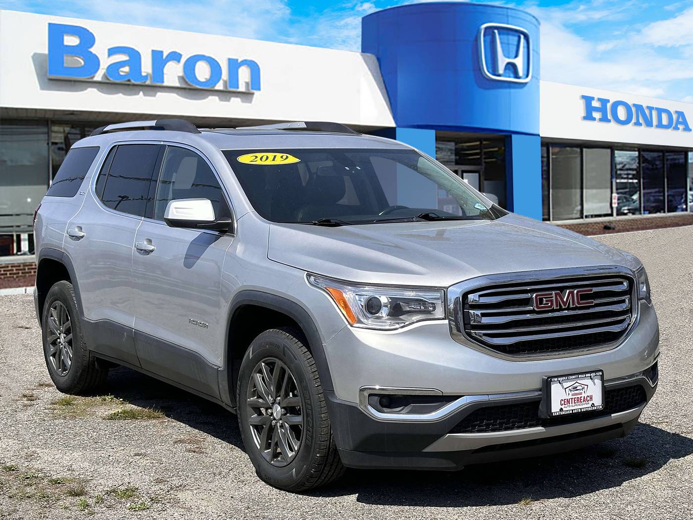 2019 GMC Acadia SLT — SUV — 67,336 mi — Patchogue, NY