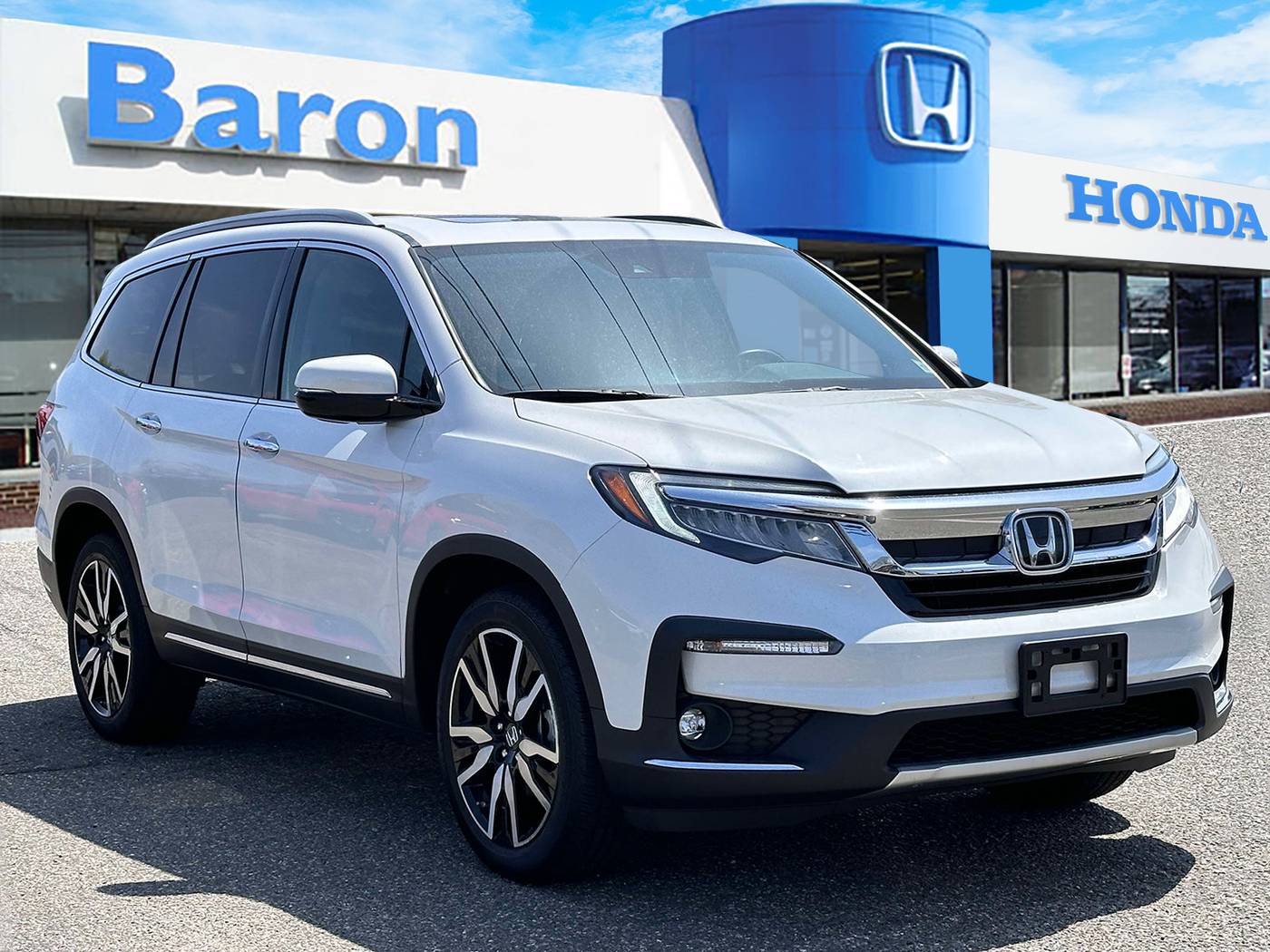 2022 Honda Pilot Touring — SUV — 29,876 mi — Patchogue, NY