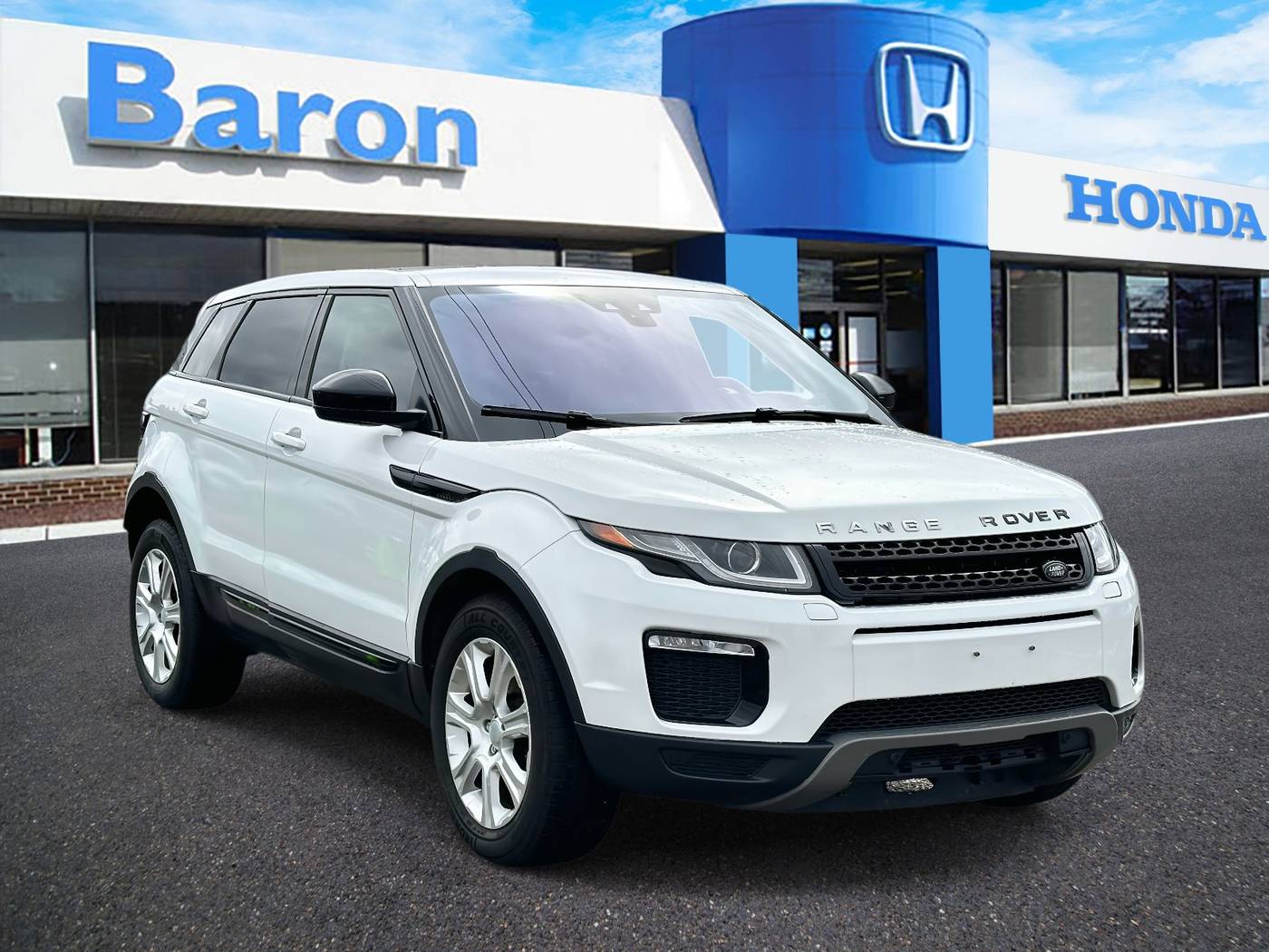 2019 Land Rover Range Rover Evoque SE — SUV — 13,100 mi — Patchogue, NY