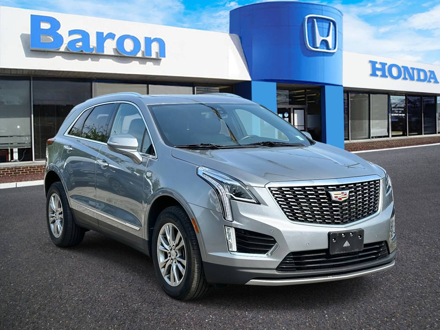 2023 Cadillac XT5 Premium Luxury — SUV — 29,624 mi — Patchogue, NY