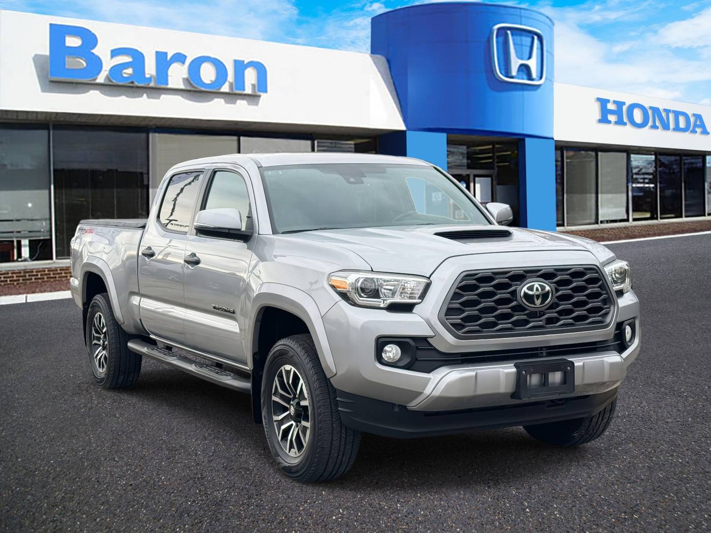 2020 Toyota Tacoma TRD Sport — Pickup Truck — 50,355 mi — Patchogue, NY