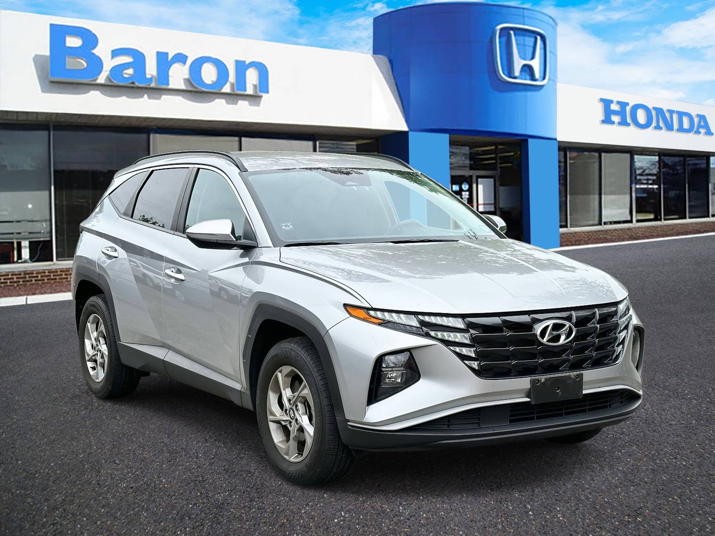 2023 Hyundai Tucson SEL — SUV — 28,121 mi — Patchogue, NY