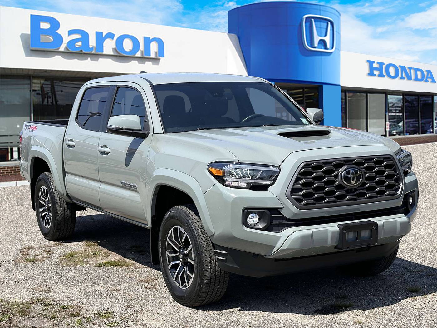 2022 Toyota Tacoma TRD Sport — Pickup Truck — 33,148 mi — Patchogue, NY