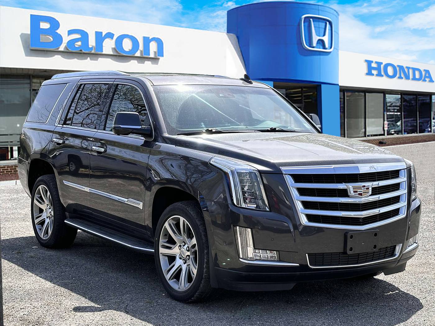 2017 Cadillac Escalade Luxury — SUV — 39,225 mi — Patchogue, NY