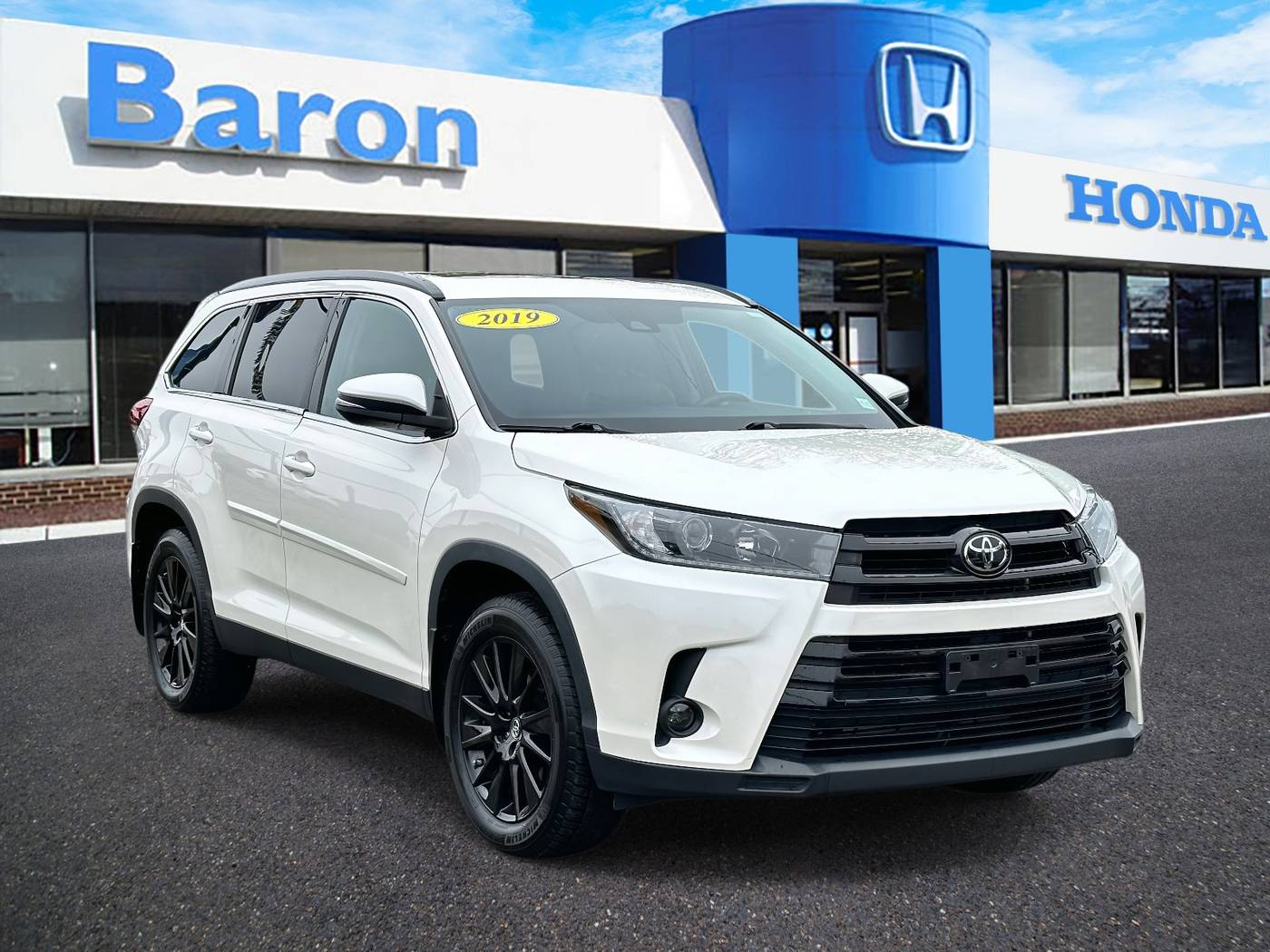 2019 Toyota Highlander SE V6 — SUV — 79,290 mi — Patchogue, NY