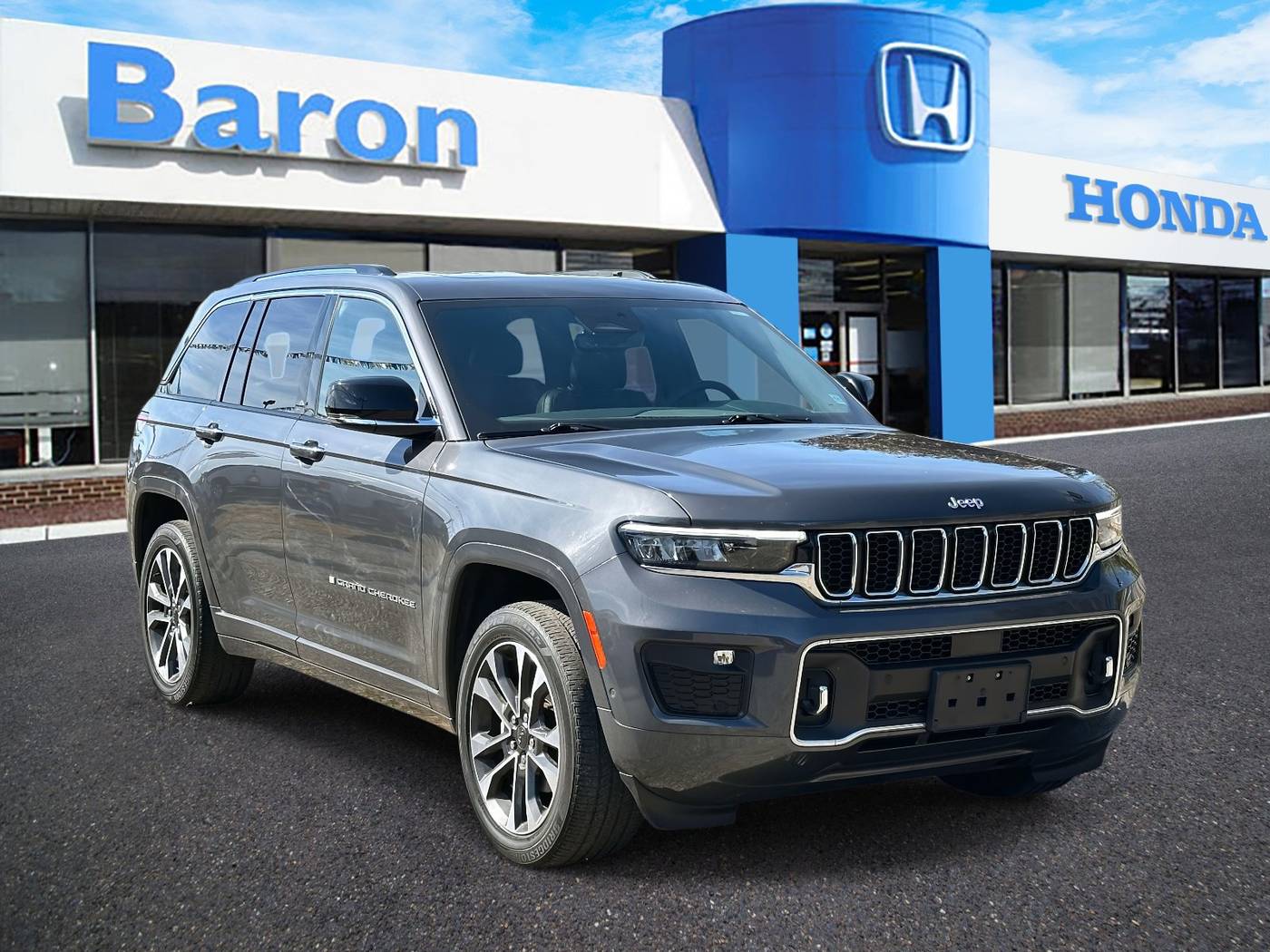 2022 Jeep Grand Cherokee Overland — SUV — 36,892 mi — Patchogue, NY