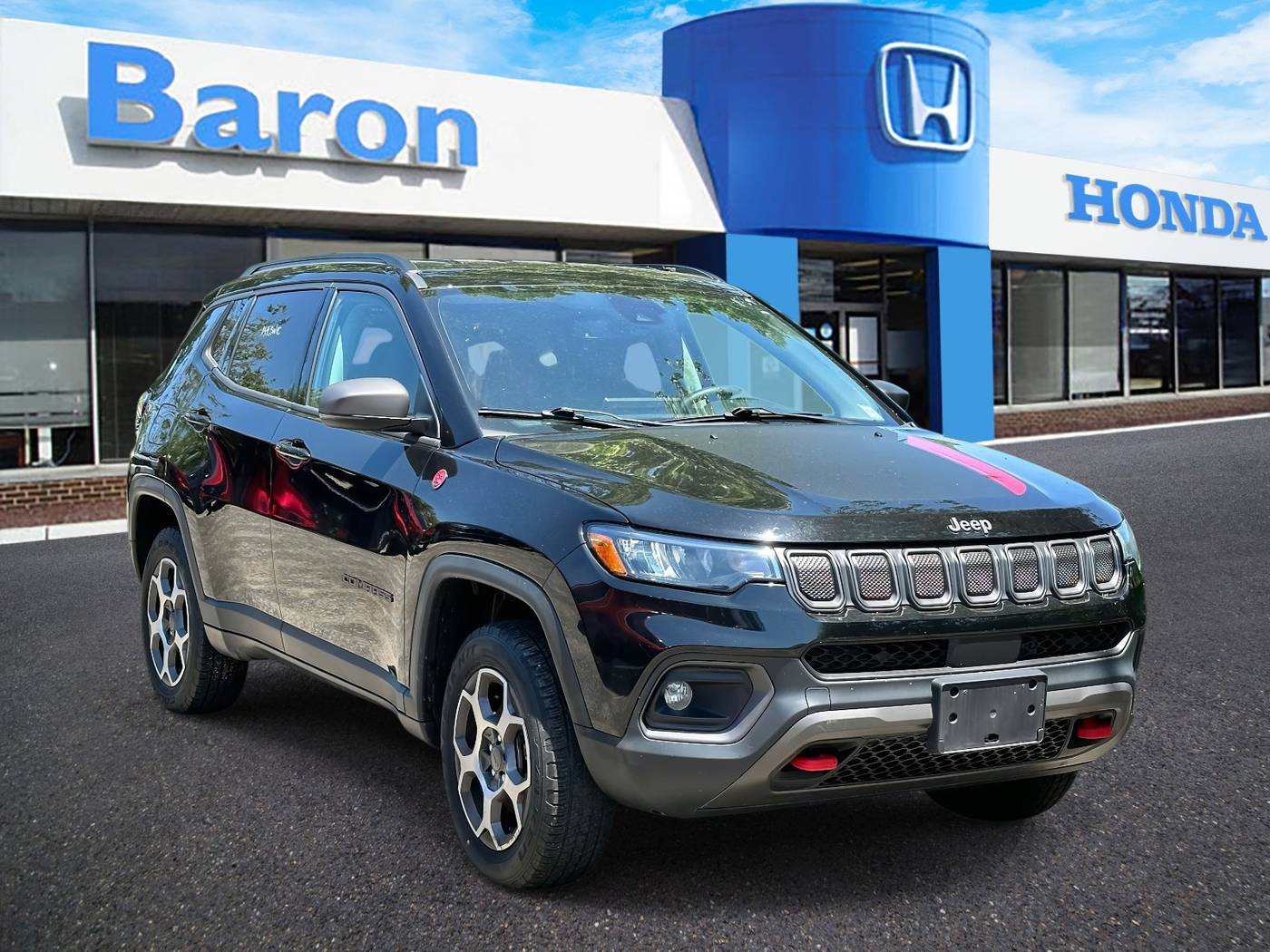 2022 Jeep Compass Trailhawk — SUV — 28,744 mi — Patchogue, NY