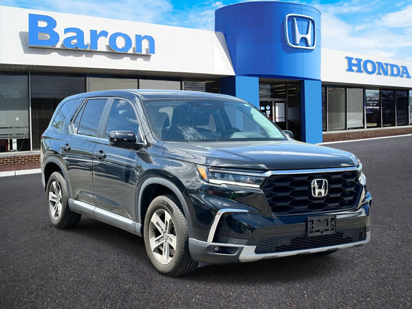 2023 Honda Pilot EX-L 7 Passenger — SUV — 16,607 mi — Patchogue, NY