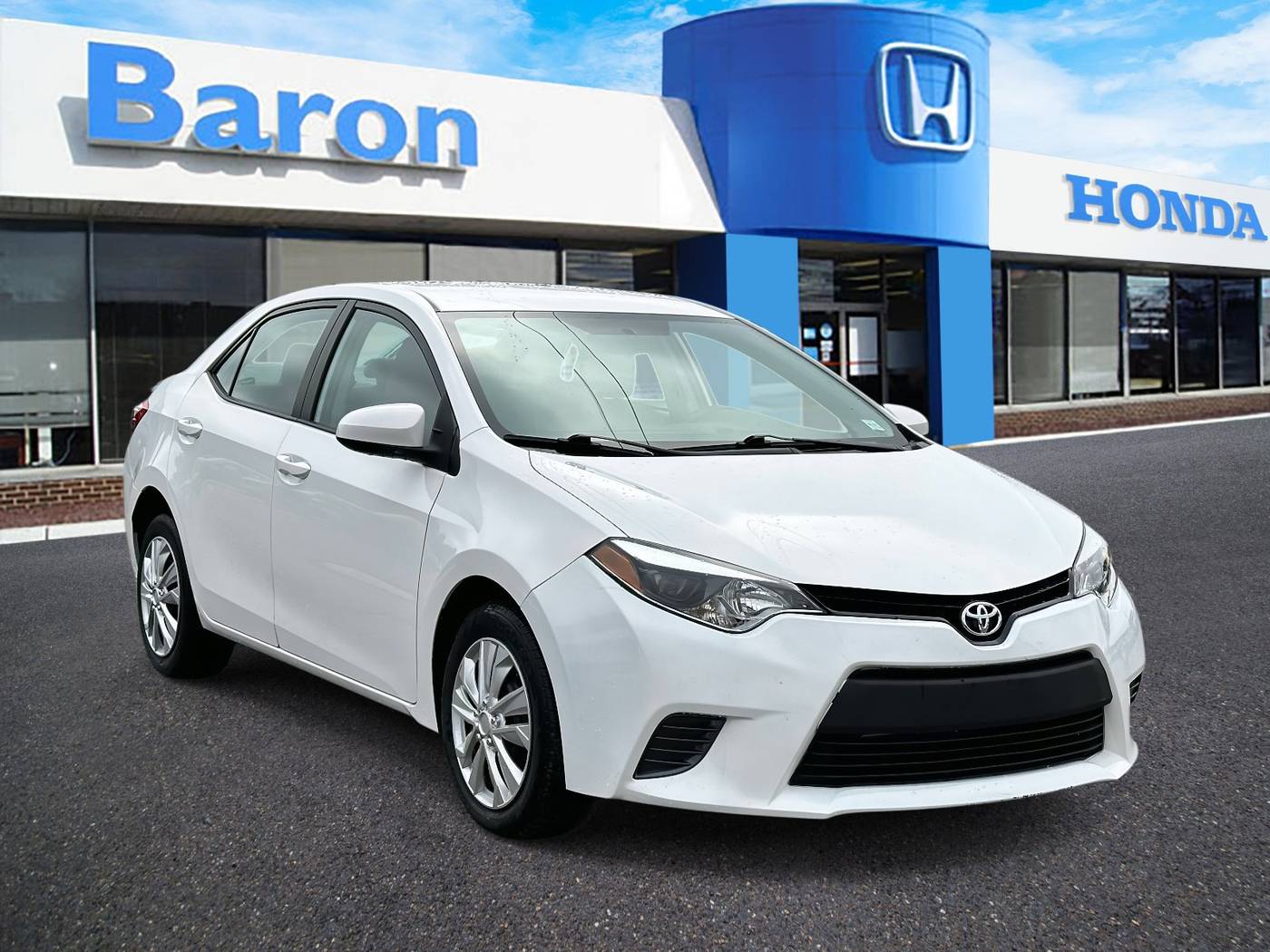 2016 Toyota Corolla L — Sedan — 31,685 mi — Patchogue, NY