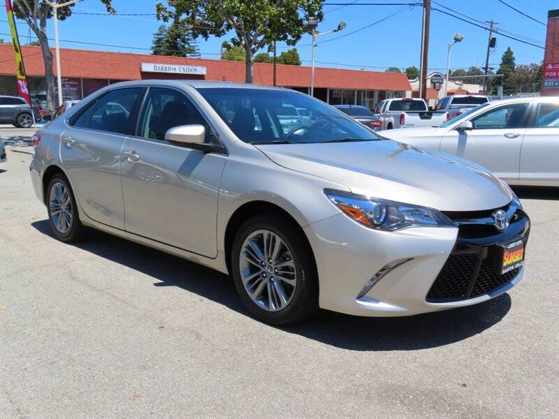 2017 Toyota Camry SE — Sedan — 14,694 mi — Santa Cruz, CA