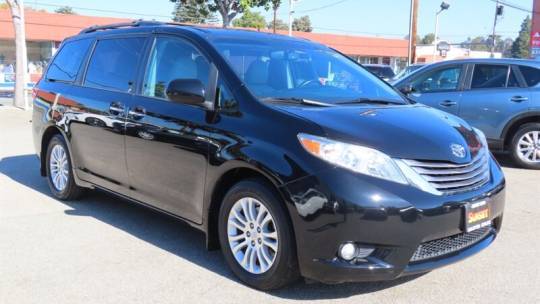 2017 Toyota Sienna XLE — Minivan — 112,157 mi — Santa Cruz, CA