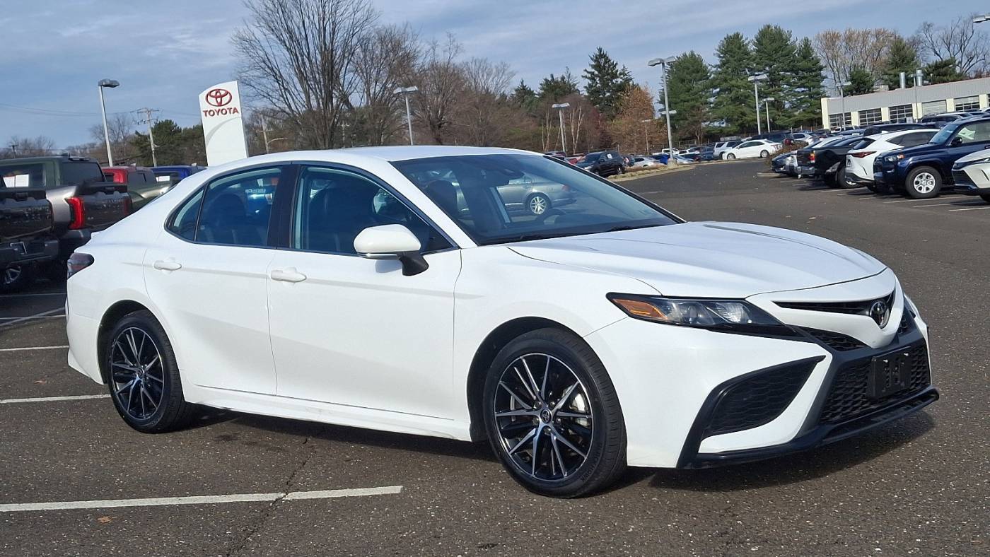 2022 Toyota Camry SE — Sedan — 60,379 mi — Trevose, PA