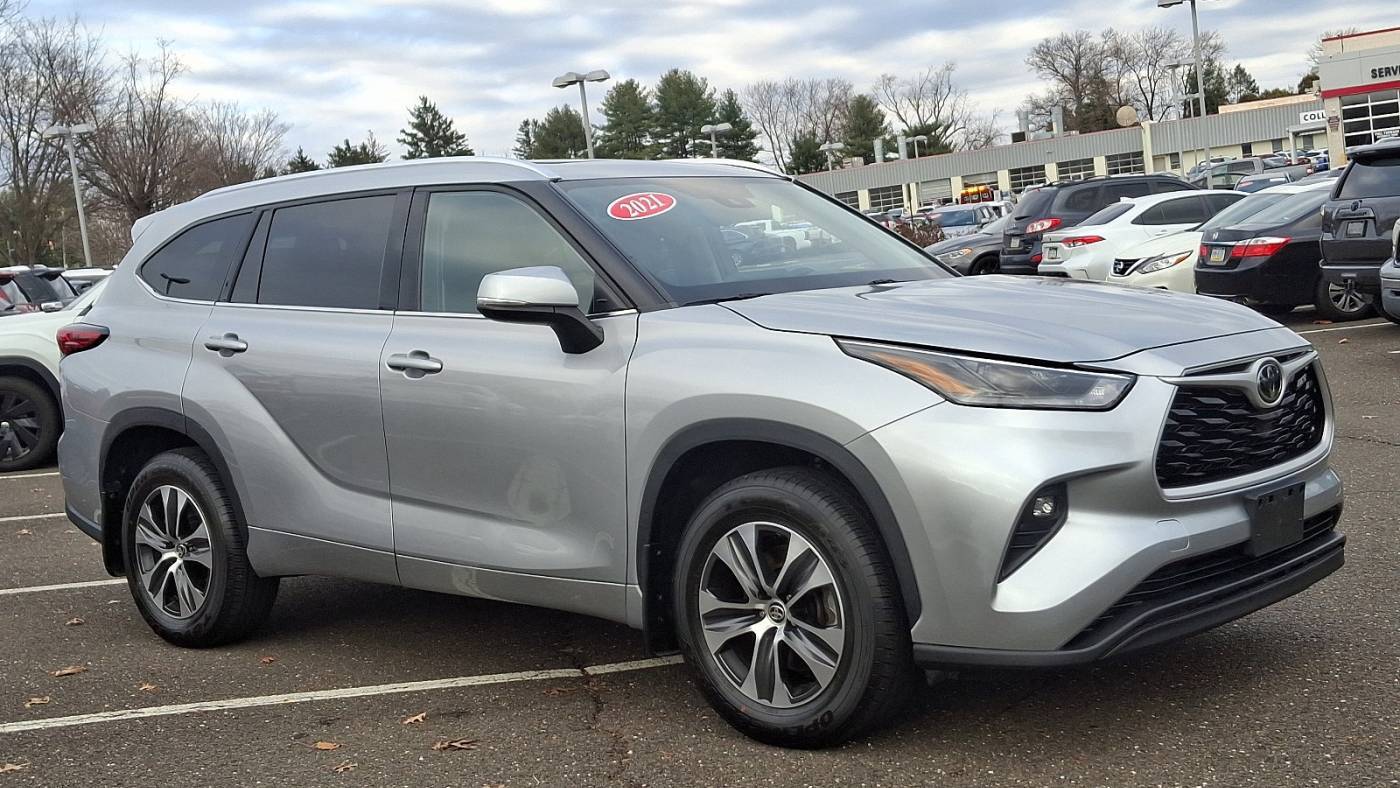 2021 Toyota Highlander XLE — SUV — 63,140 mi — Trevose, PA