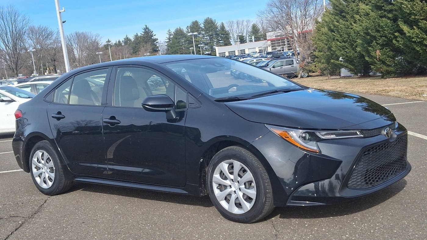 2021 Toyota Corolla LE — Sedan — 27,053 mi — Trevose, PA