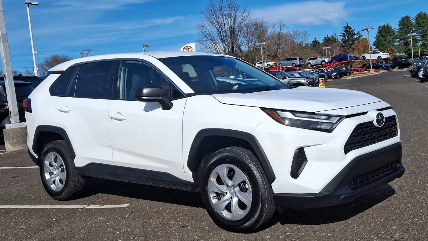 2024 Toyota RAV4 LE — SUV — 16,387 mi — Trevose, PA