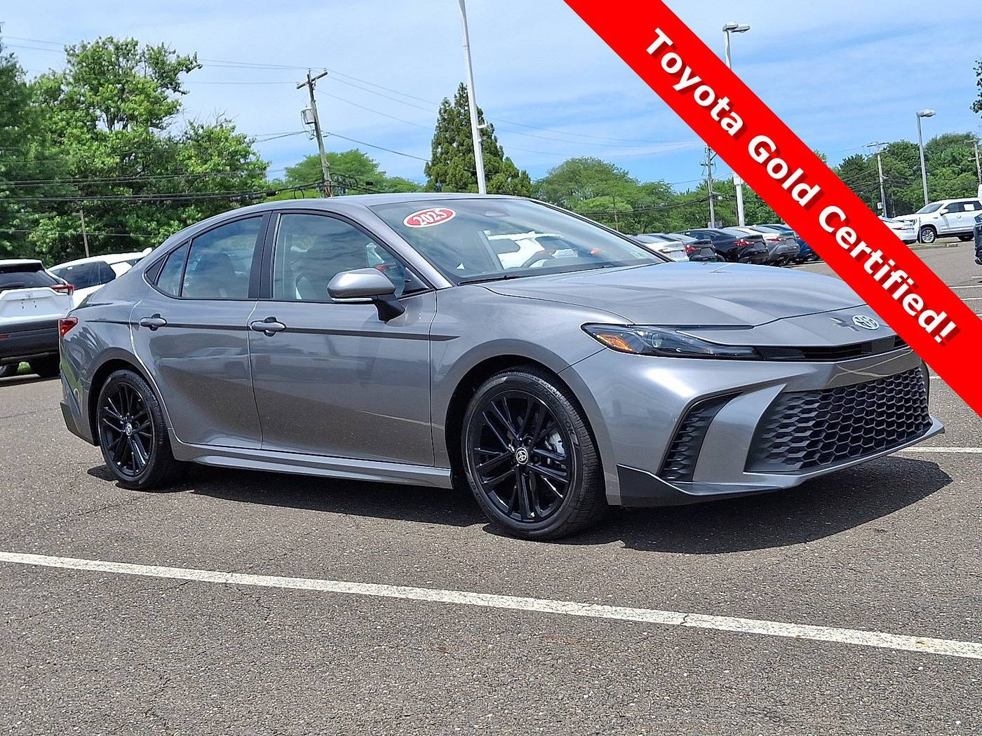 2025 Toyota Camry Hybrid SE — Sedan — 4,909 mi — Trevose, PA
