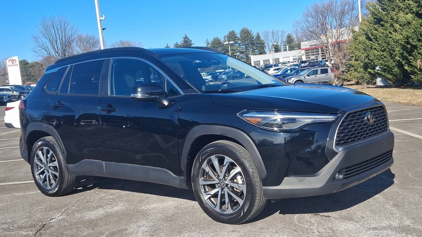 2023 Toyota Corolla Cross XLE