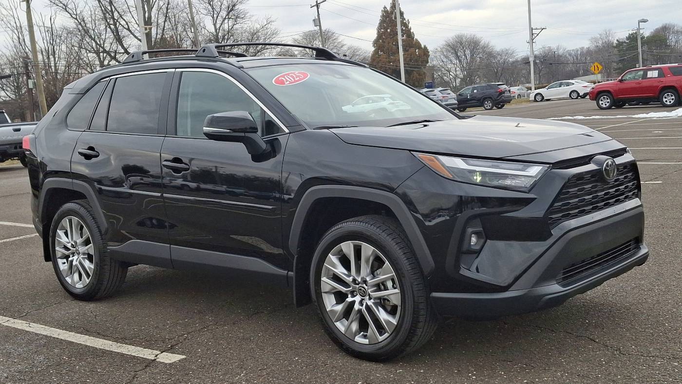 2025 Toyota RAV4 XLE Premium — SUV — 2,571 mi — Trevose, PA