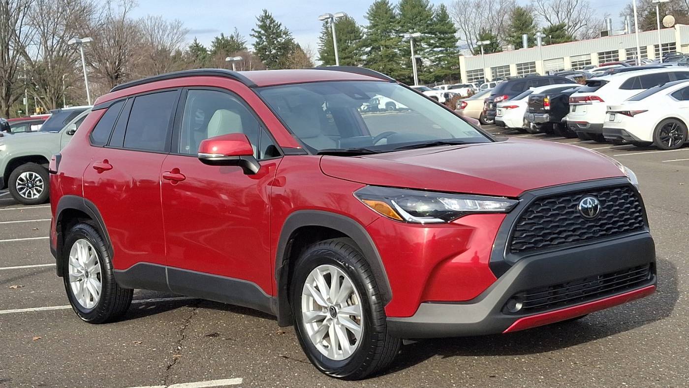 2022 Toyota Corolla Cross LE — SUV — 35,226 mi — Trevose, PA