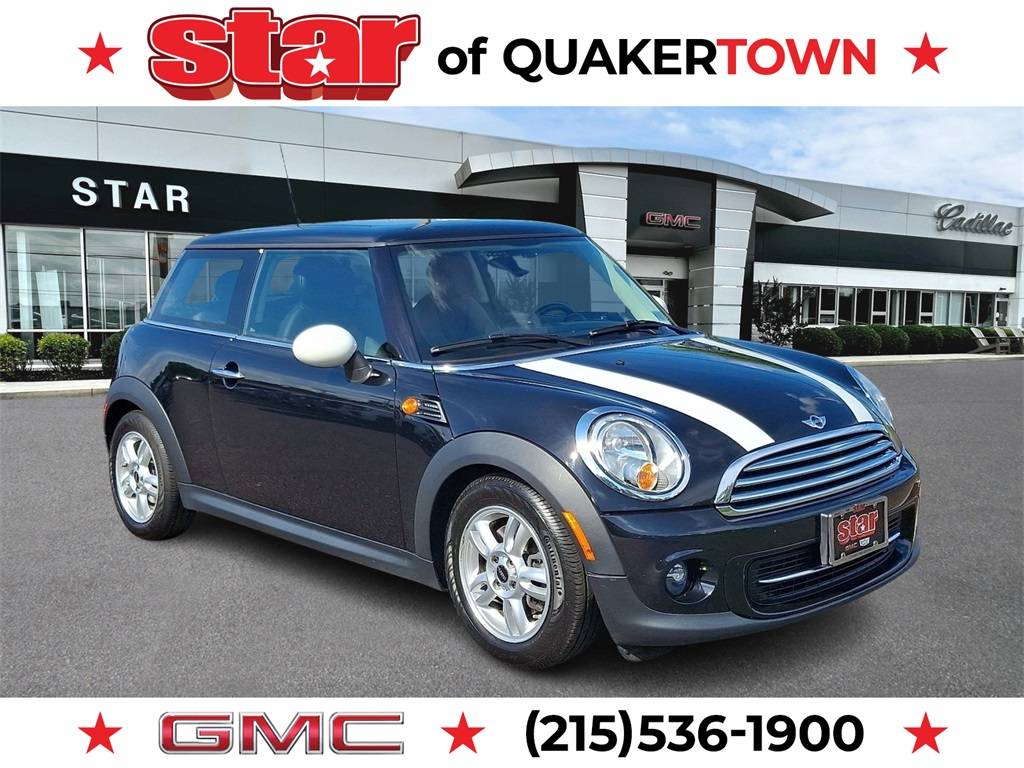 2013 MINI Hardtop Cooper — Hatchback — 37,105 mi — Quakertown, PA