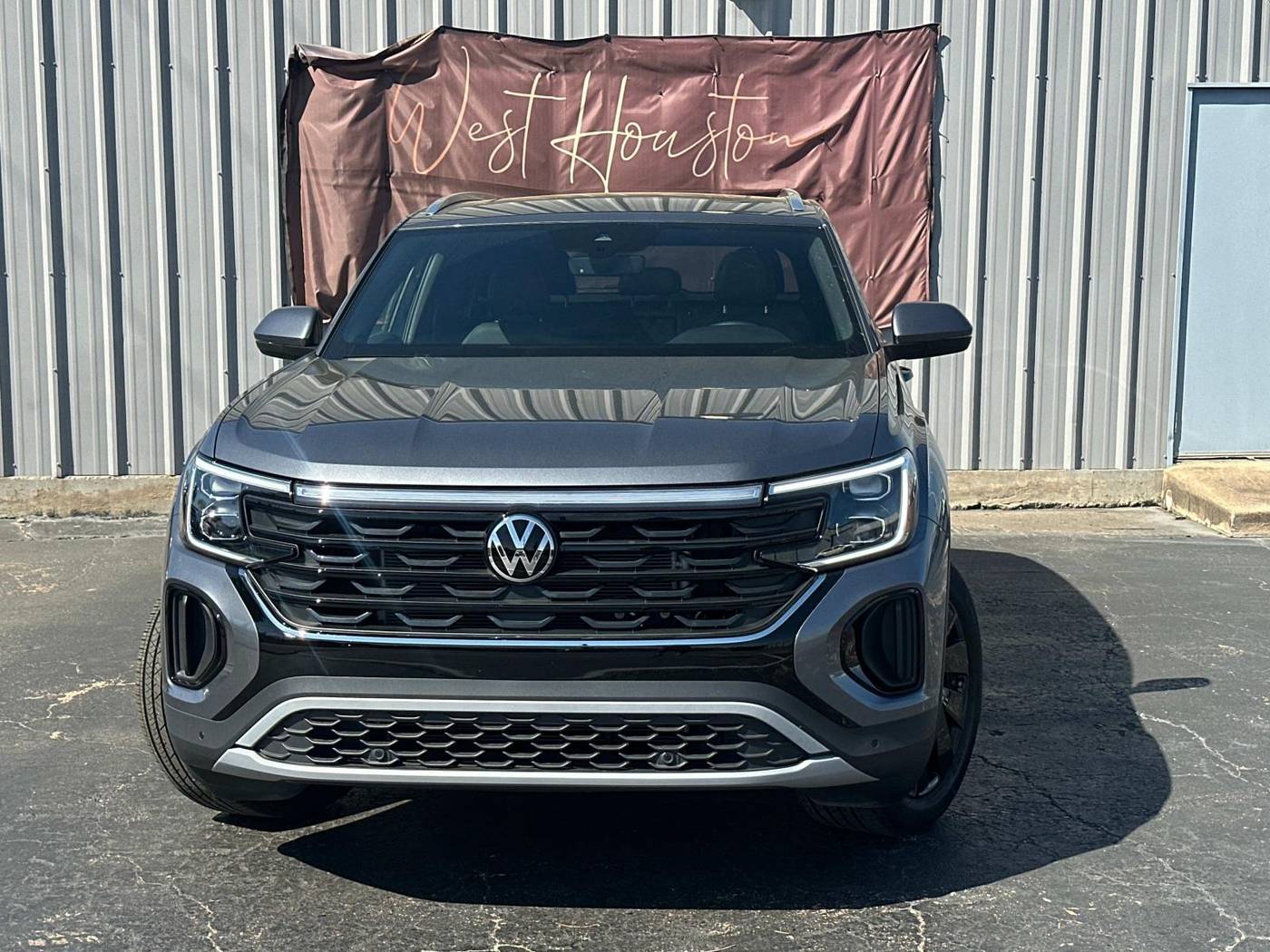 2024 Volkswagen Atlas Cross Sport SE with Technology — SUV — 4,350 mi — Houston, TX