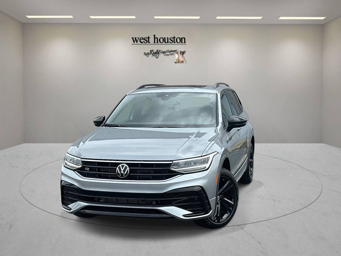 2024 Volkswagen Tiguan SE R-Line Black — SUV — 4,225 mi — Houston, TX