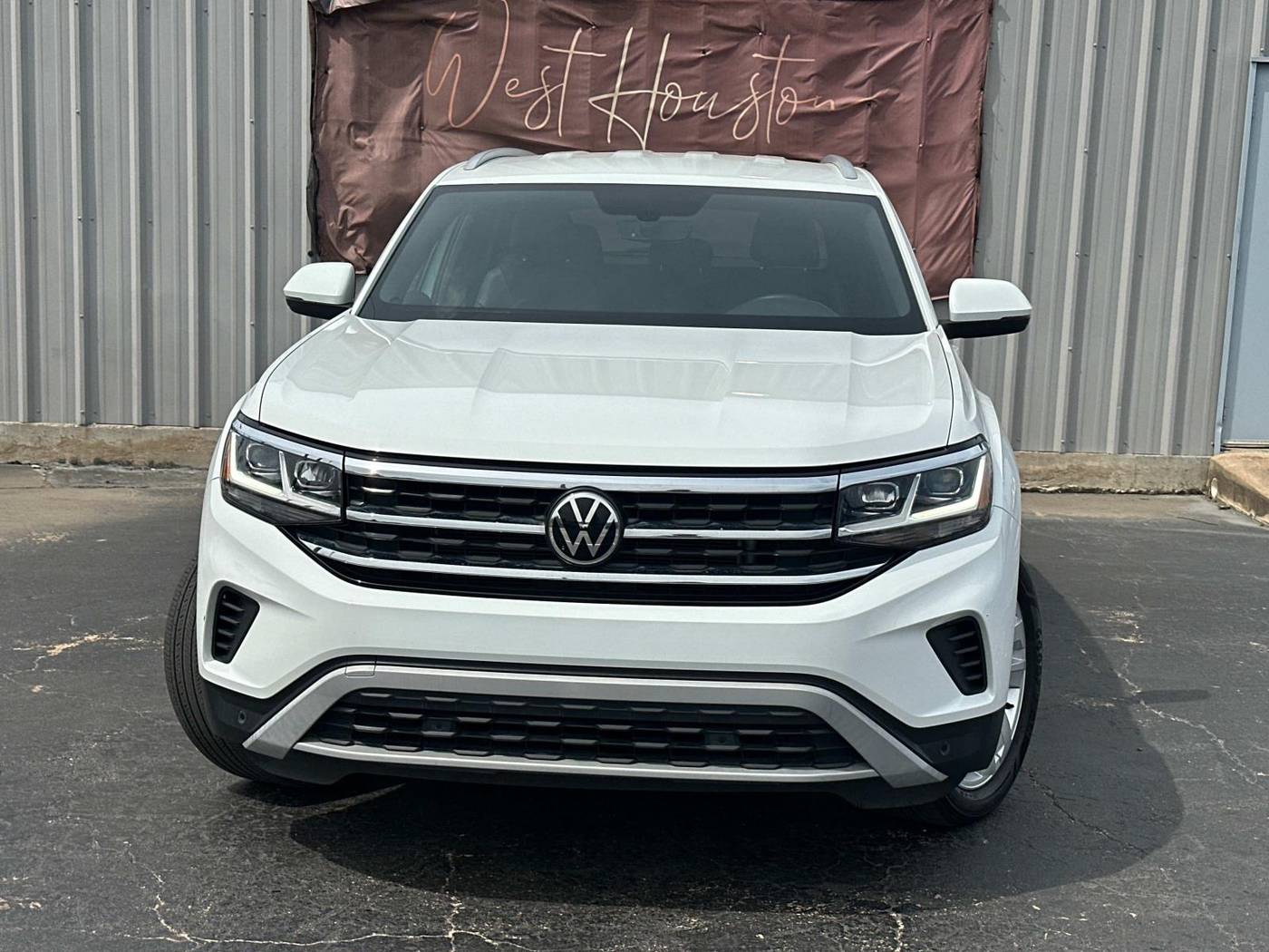 2021 Volkswagen Atlas Cross Sport SE with Technology — SUV — 28,360 mi — Houston, TX
