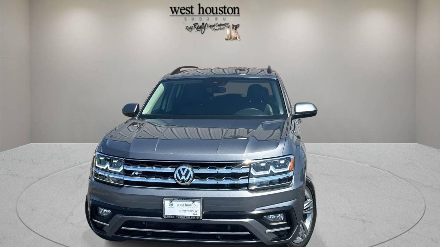 2020 Volkswagen Atlas SE with Technology R-Line