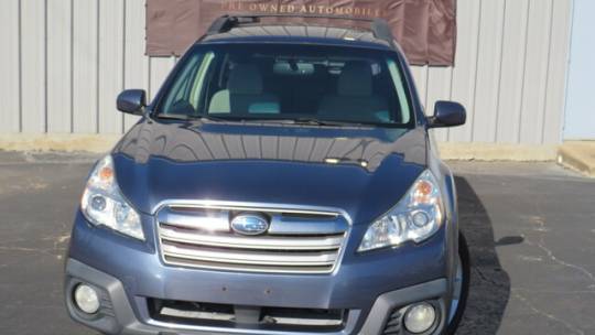 2013 Subaru Outback 2.5i Premium — SUV — 176,310 mi — Houston, TX