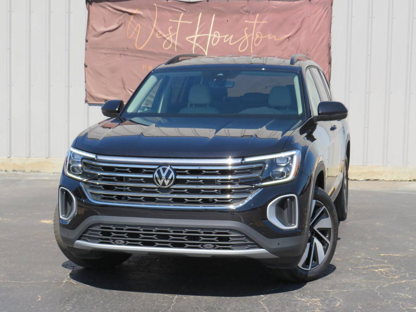 2024 Volkswagen Atlas SE with Technology — SUV — 5,089 mi — Houston, TX
