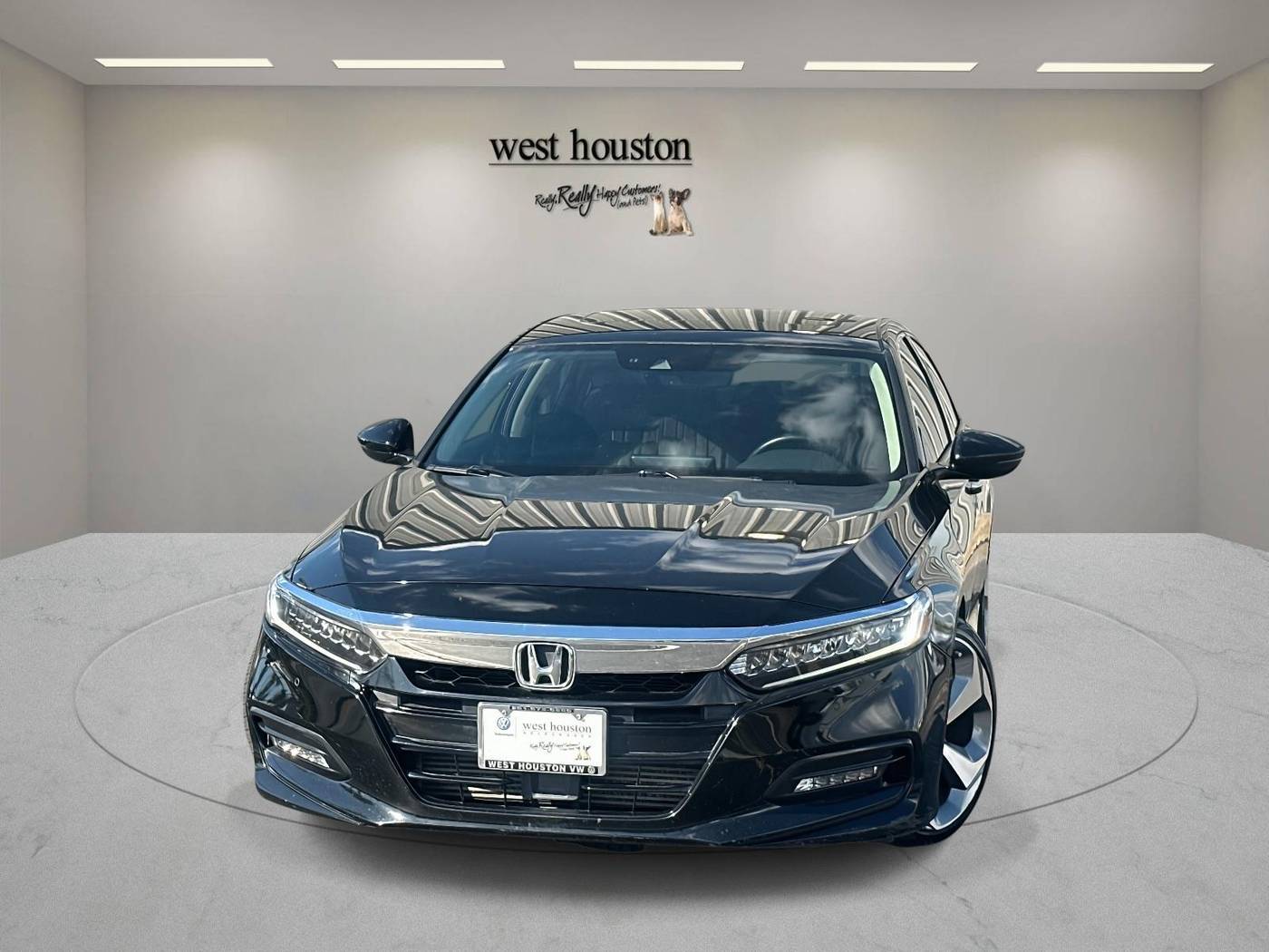 2018 Honda Accord Touring — Sedan — 134,637 mi — Houston, TX