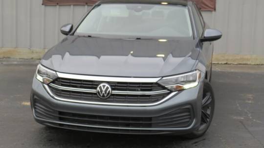 2024 Volkswagen Jetta SE — Sedan — 5,841 mi — Houston, TX
