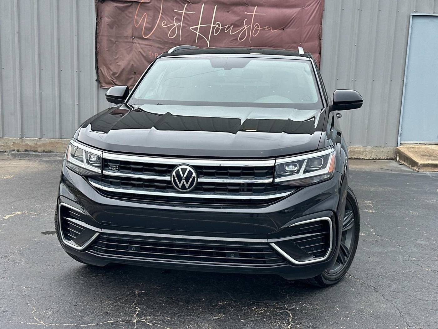 2021 Volkswagen Atlas Cross Sport SE with Technology R-Line — SUV — 48,347 mi — Houston, TX